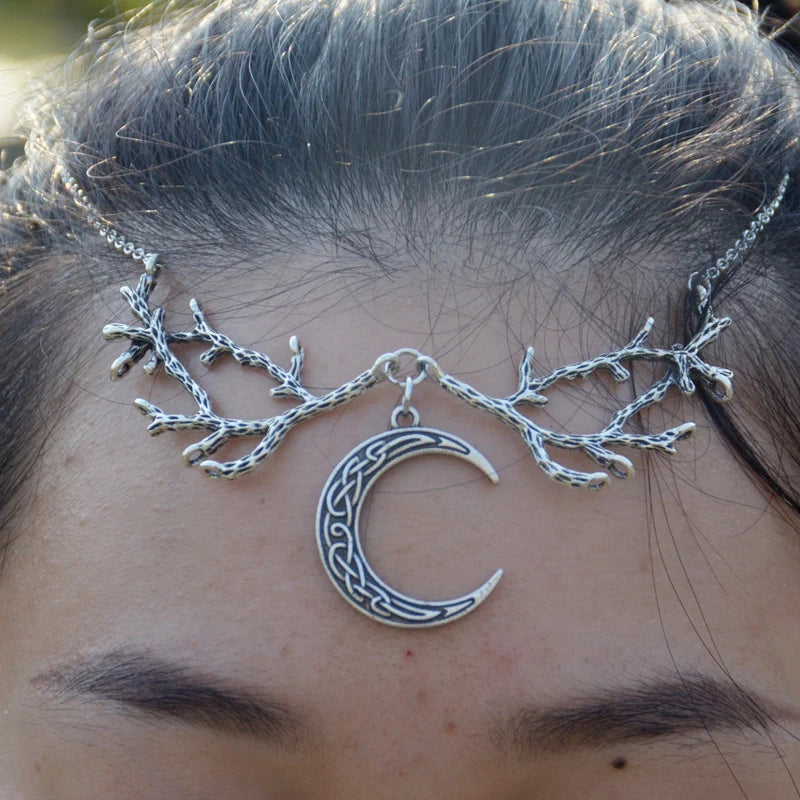 Crescent Moon Branch Head Chain