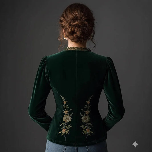 Women's Short Lace Splice V-neck Slim Fit