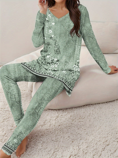 Casual Suit Featuring a V-Neck, Long Sleeves and Long pants