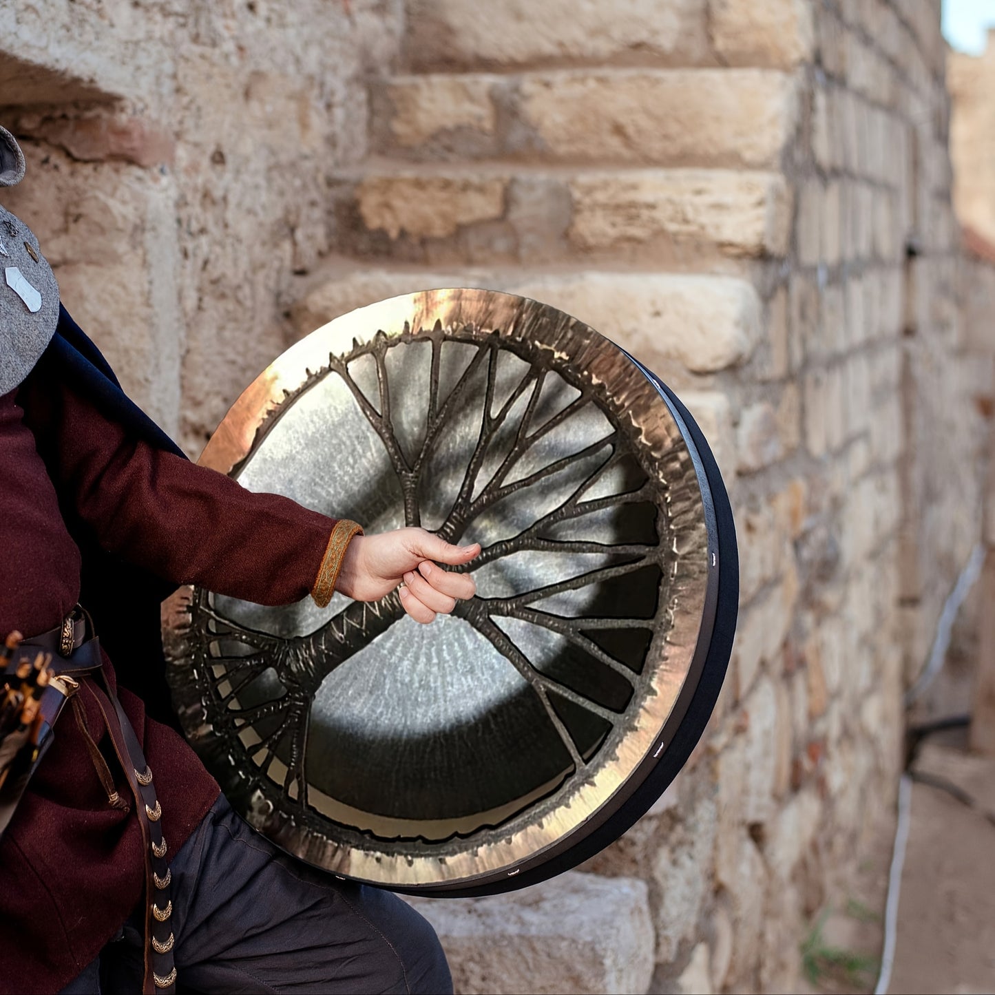Triple Knot Drum with a Handle