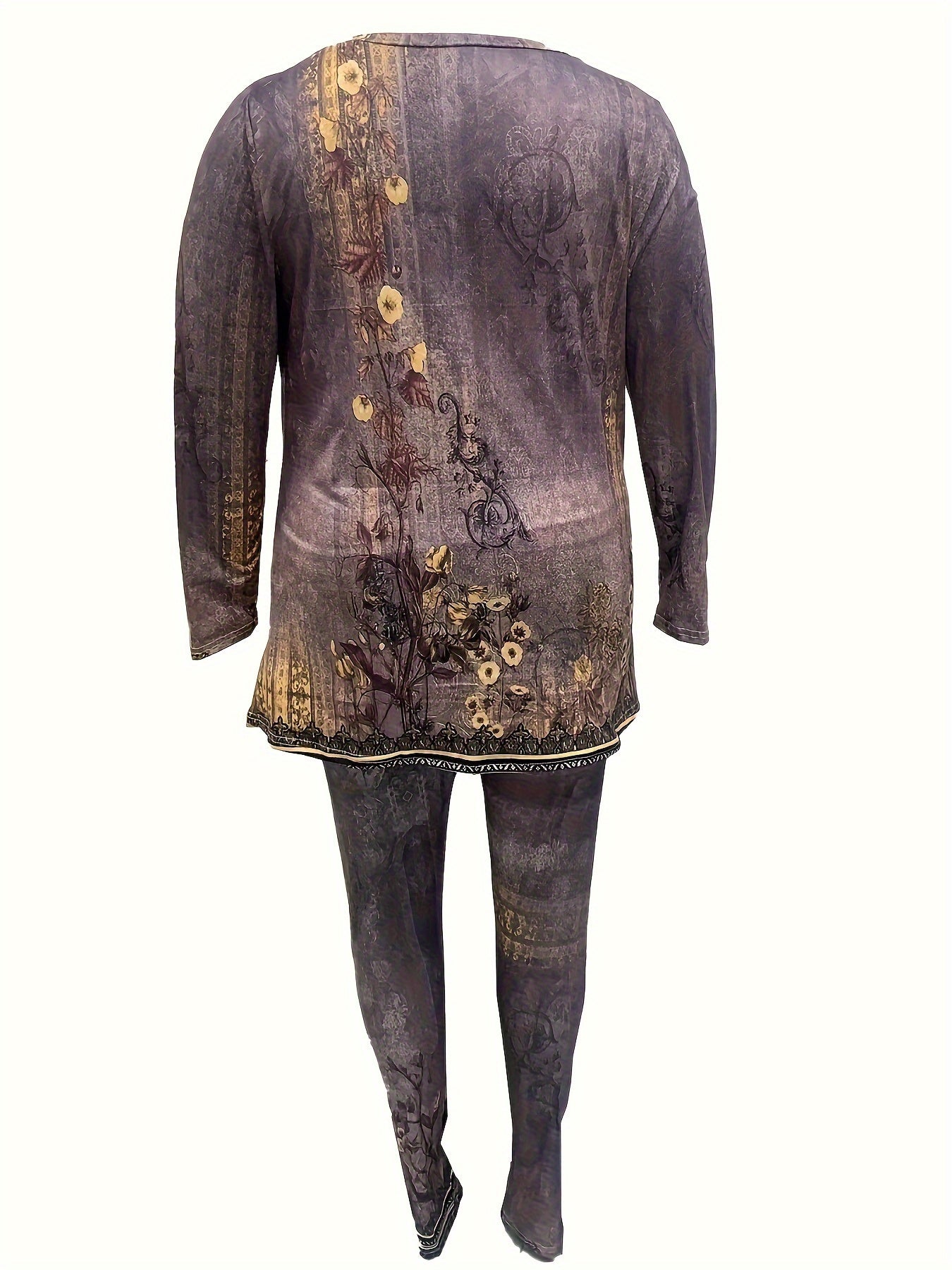 Casual Suit Featuring a V-Neck, Long Sleeves and Long pants