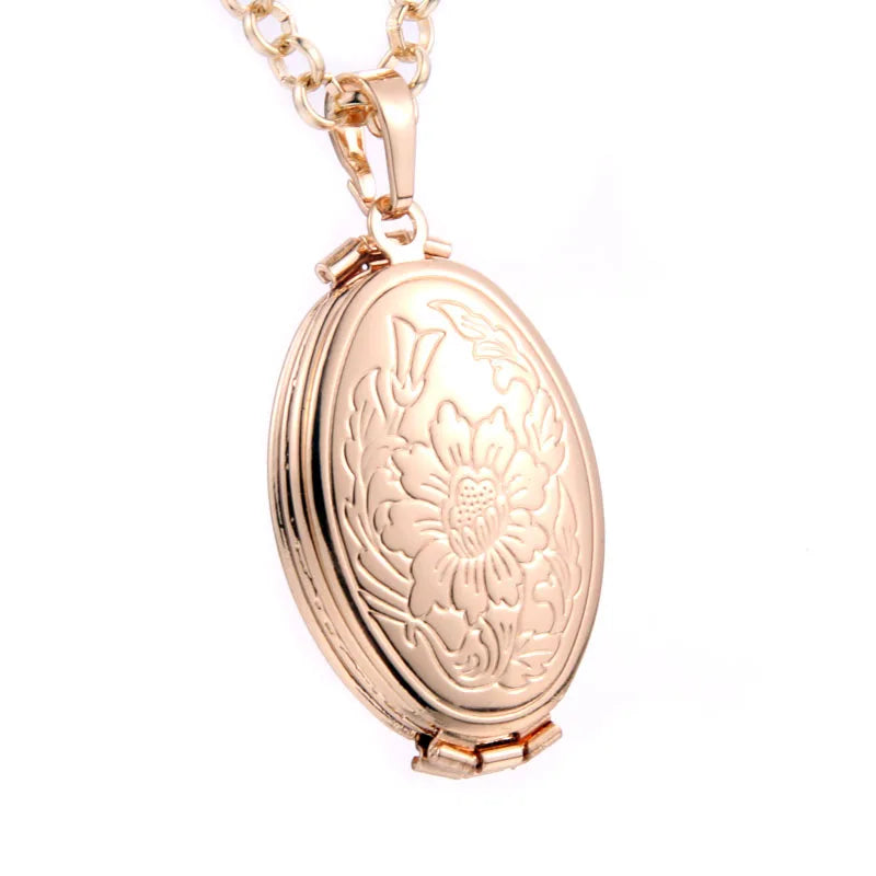 Heart Carved Flower stripe Locket Pendant Necklace