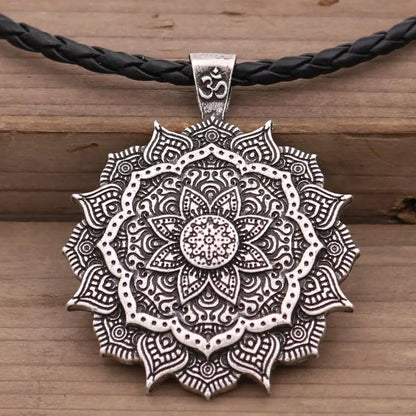 Solar celestial pendant Sun Moon Star mandala Lotus flower ladies necklace amulet geometric religious viking Wicca Witchcraf