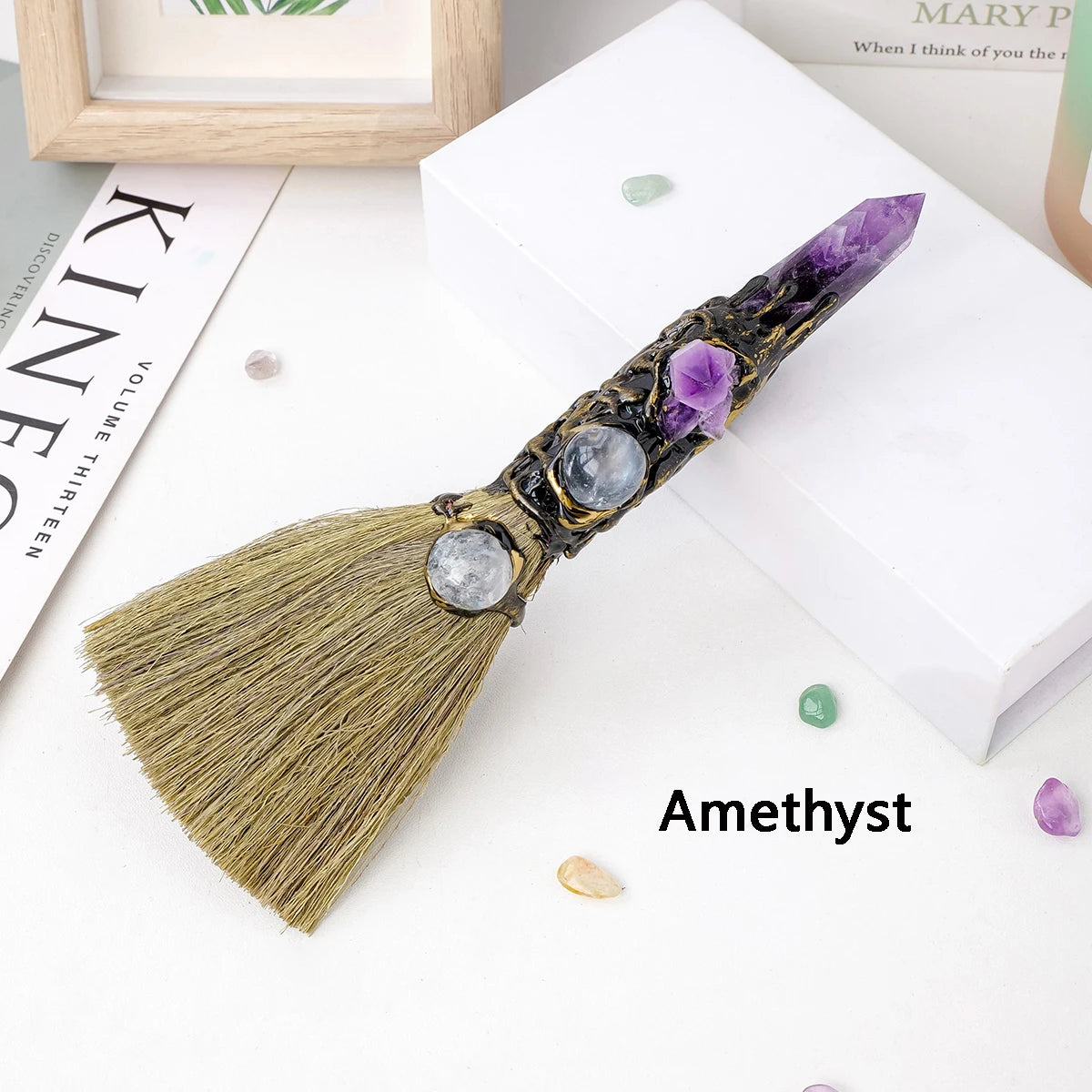 1PC Natural Crystal Point Stone Amethyst Altar Witch Supplies Table Decoration Family Tree Charms Feather Broom Crafts Halloween