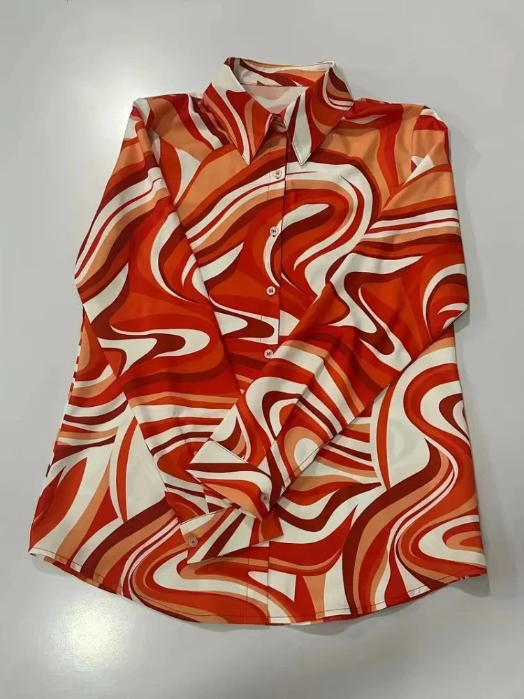 Loose-Fitting Top - Fashionable Casual Women's Shirt