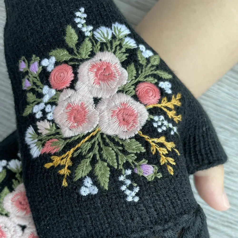 Vintage Embroidery Knitted Fingerless Gloves