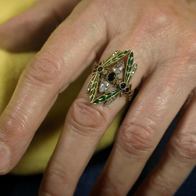 Gorgeous Vintage Dragonfly Ring