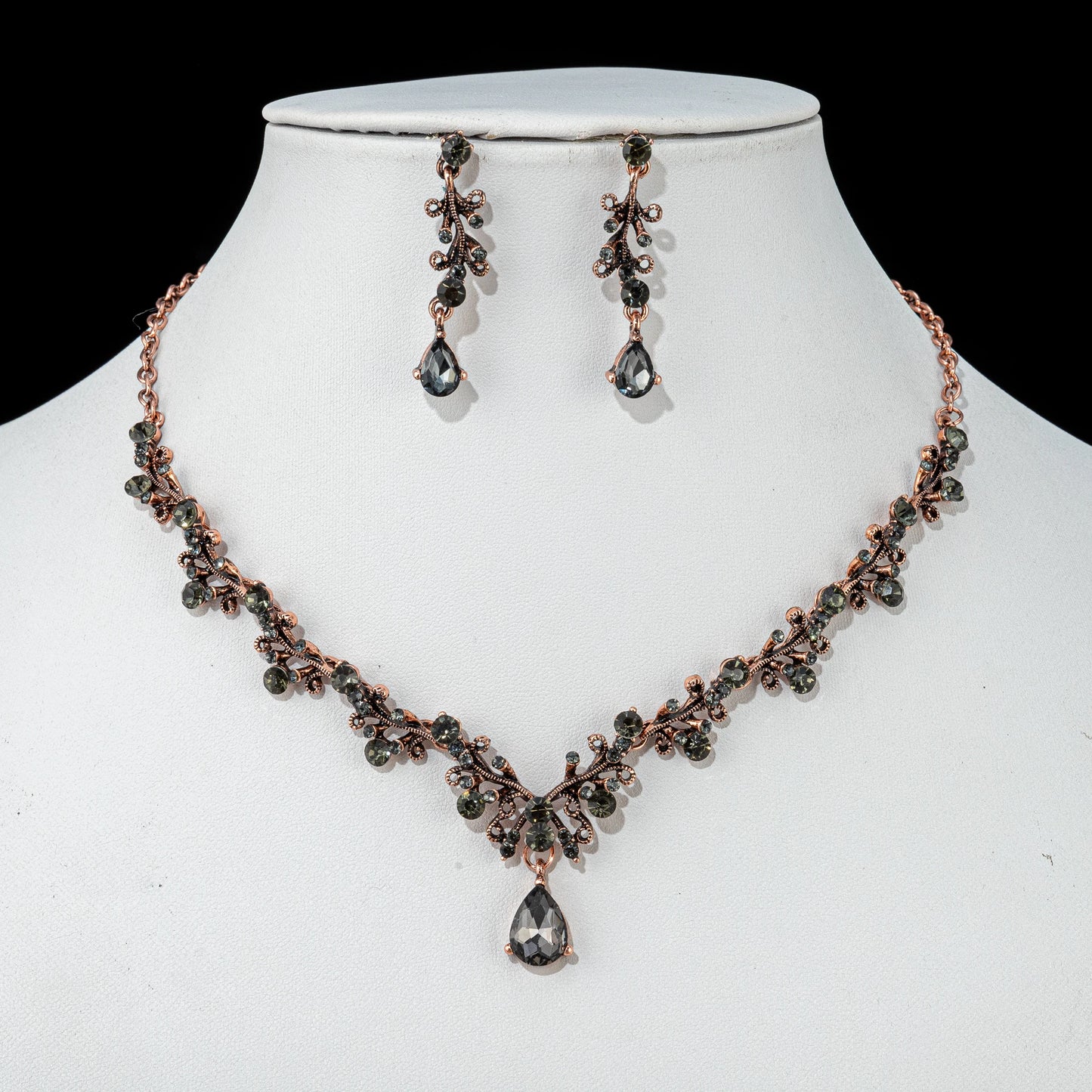 Vintage Crystal Geometric Necklace And Earrings Set