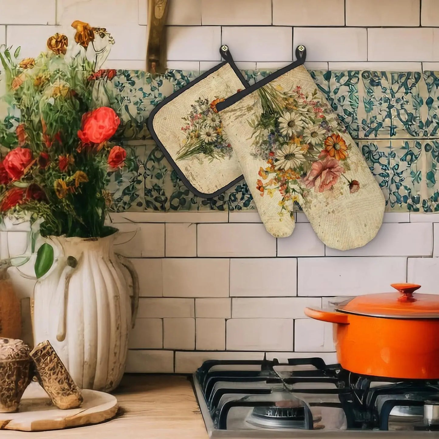 Vintage Floral Flowers Oven Mitts and Pot Holders Set