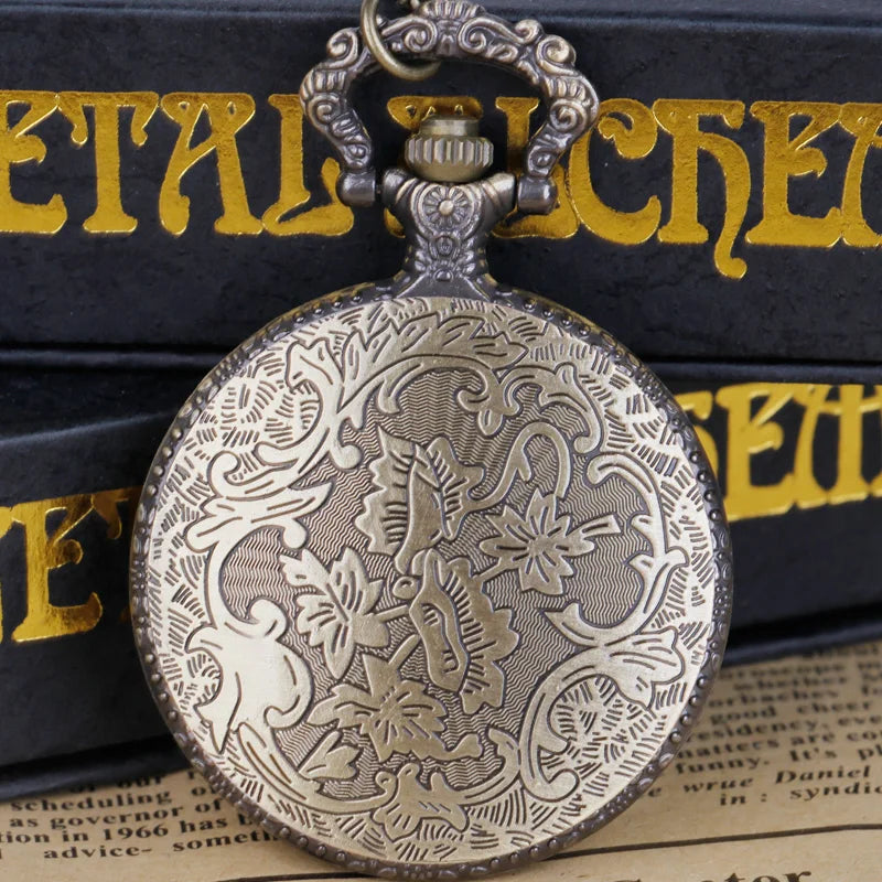 Vintage Maple Leaf Engraved Quartz Pocket Watch